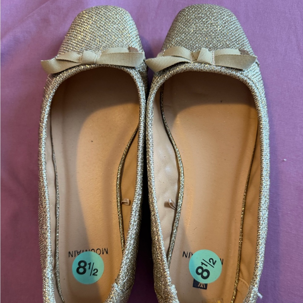 Women’s Gold Glitter Ballet Flats with Bow